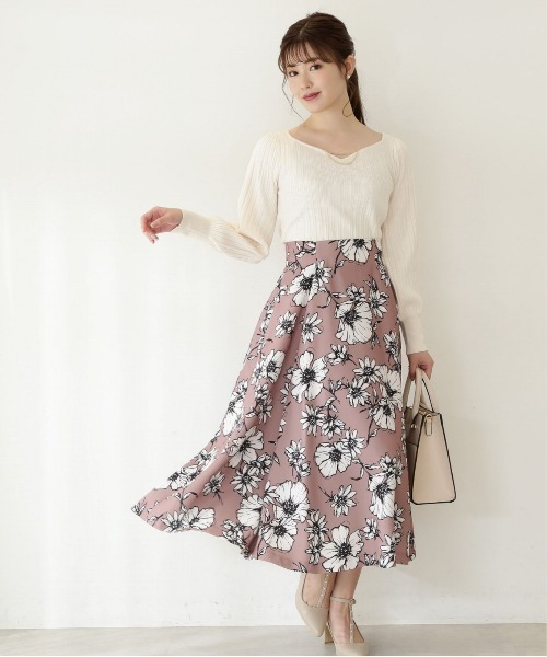 PROPORTION BODY DRESSING(プロポーションボディドレッシング)の「ハートカットチェーン付きニット / 1212270909(ニット/セーター・レディース・グレー/ベージュ/オフホワイト/ネイビー・MEDIUM/SMALL)」の1枚目の写真