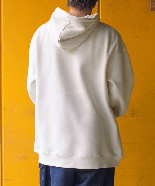 PairPair（ペアペア）の「ロゴ入りBIGフーディー（パーカー・レディース・ブラック/アイボリー・LARGE/MEDIUM）」の7枚目の写真