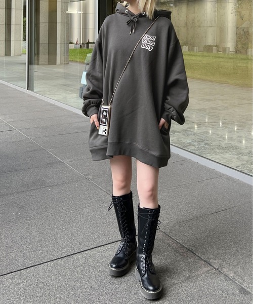 PairPair（ペアペア）の「ロゴ入りBIGフーディー（パーカー・レディース・ブラック/アイボリー・LARGE/MEDIUM）」の22枚目の写真