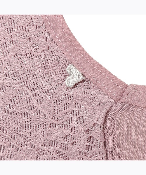 AMOSTYLE BY Triumph（アモスタイルバイトリンプ）の「【寝ている間にバストメイク！パワーネット素材で横流れ防止】【ノンワイヤー＆綿混リブ素材の快適な着け心地】AMOSTYLEレーシーナイトブラ コンフォートタッチ AMST1363 N-Top5 JX（ナイトブラ・レディース・ライラック/グレー・M/L/LL）」の4枚目の写真