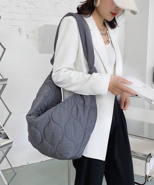 Burner(バーナー)の「【OKUOKU 0909】キルティング ショルダー バッグ oku-bag-575-35(ショルダーバッグ・レディース・ホワイト/ブラック/グレー/ブラック系その他・FREE)」の4枚目の写真