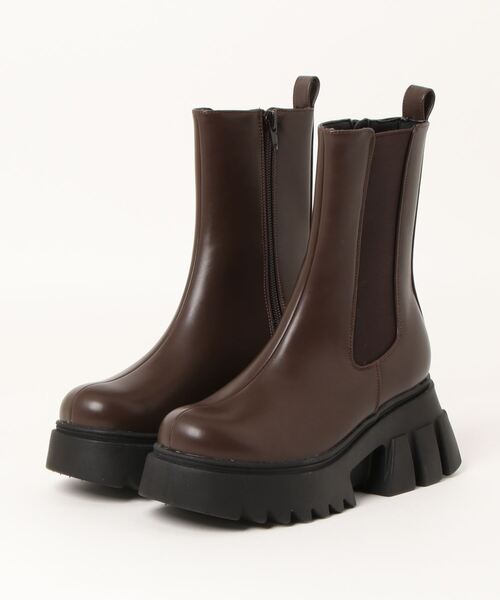 Realta（レアルタ）の「Realta(レアルタ)厚底ボリュームソールサイドゴアブーツ（ブーツ・レディース・ホワイト/ブラック系その他/ブラック/ダークブラウン・S/L/LL/M）」の4枚目の写真