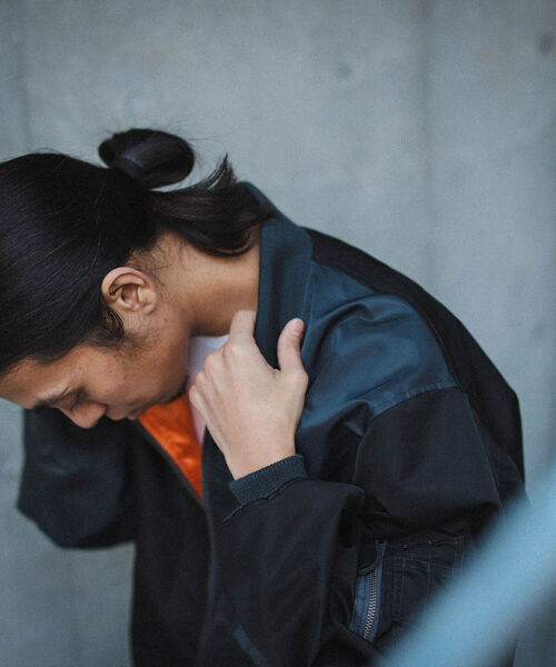 BEAMS（ビームス）の「BEAMS / クレイジー MA-1（MA-1・メンズ・ブラック/オリーブ・M/S/L/XL）」の7枚目の写真