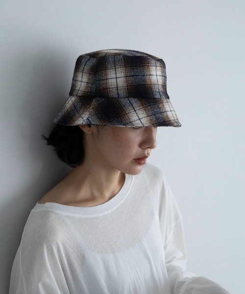 marjour(マージュール)の「CHECK BUCKET HAT(ハット・レディース・ブラウン・FREE)」の5枚目の写真