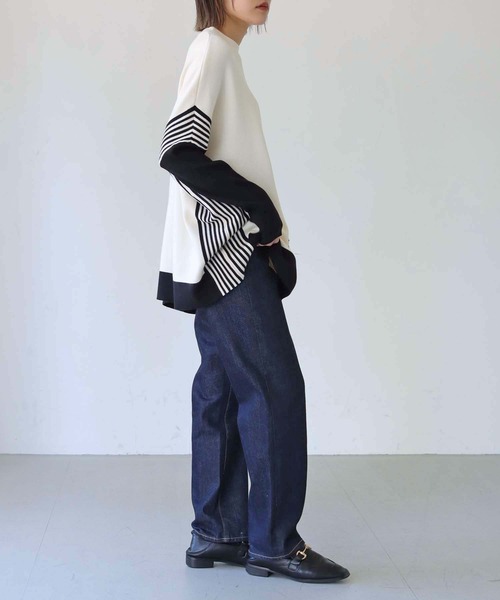 vingtrois（バントロア）の「【Vingtrois】クルーネックボーダーポンチョニット（ニット/セーター・レディース・グリーン/モカ/ホワイト×ブラック/ブラック×ホワイト・M）」の14枚目の写真