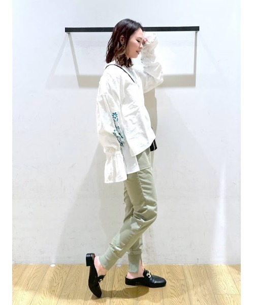 BAYFLOW（ベイフロー）の「ジョガーパンツ（その他パンツ・レディース・オフホワイト/オリーブ/ブラック/ネイビー・SMALL/MEDIUM）」の18枚目の写真