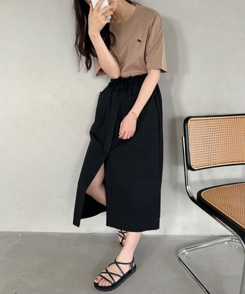 POLOCHAMPS(ポロチャンプス)の「【POLOCHAMPS/ポロチャンプス】 別注 ワンポイント刺繍 クルーネック半袖Tシャツ オーバーサイズ(Tシャツ/カットソー・レディース・ダークグリーン/ブラック/ネイビー/ベージュ/ホワイト/ライトグレー・M/L/XL)」の22枚目の写真