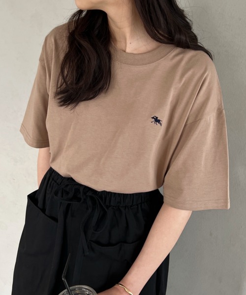 POLOCHAMPS(ポロチャンプス)の「【POLOCHAMPS/ポロチャンプス】 別注 ワンポイント刺繍 クルーネック半袖Tシャツ オーバーサイズ(Tシャツ/カットソー・レディース・ダークグリーン/ブラック/ネイビー/ベージュ/ホワイト/ライトグレー・M/L/XL)」の18枚目の写真