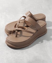 厚底ベルトサンダル