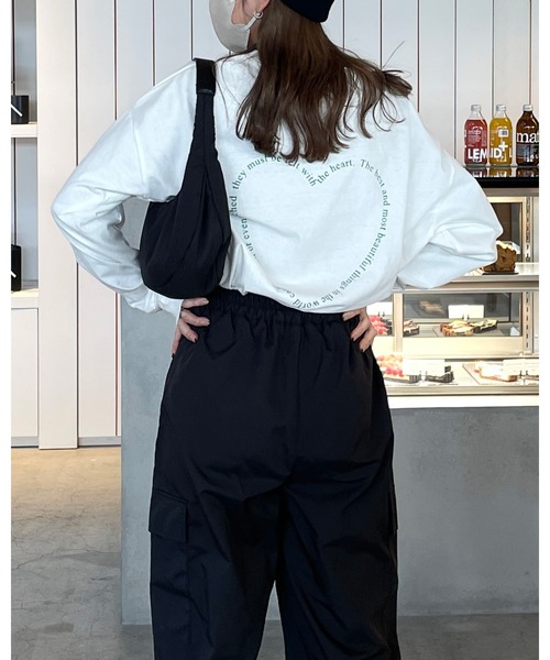 LE MORE（リモア）の「ナイロンラウンドミニバッグ（ハンドバッグ・レディース・ブラック/アイボリー・FREE）」の6枚目の写真