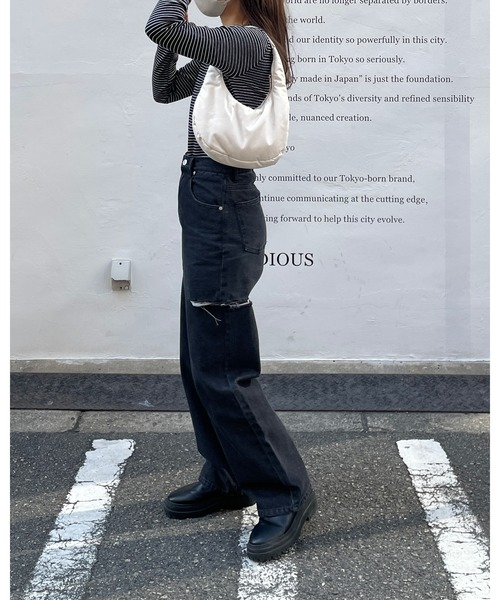 LE MORE（リモア）の「ナイロンラウンドミニバッグ（ハンドバッグ・レディース・ブラック/アイボリー・FREE）」の13枚目の写真