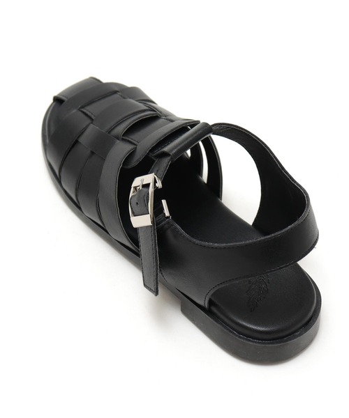 SOROTTO（ソロット）の「編み込み ぺたんこグルカサンダル（サンダル・レディース・キャメル/ブラック/ホワイト・S/L/M/LL）」の15枚目の写真