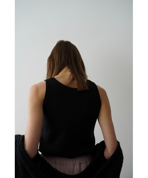 CLANE（クラネ）の「CLANE/クラネ/W FACE KNIT TANK TOPS（タンクトップ・レディース・ベージュ/パープル/ブラック/アイボリー・1）」の6枚目の写真