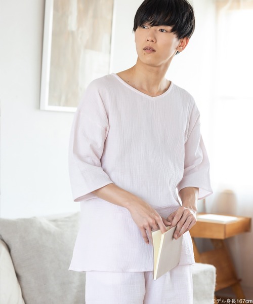 【新品未使用】LL　らんま　Pちゃん　上下セット　ハンガー付　ルームウェア 新品 未使用 レディース パジャマ 上下セット 半袖 柄 イラスト