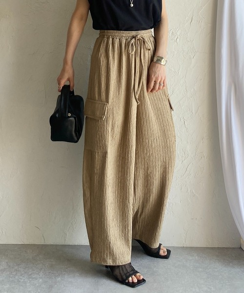 She's Closet(シーズクローゼット)の「ハイウエスト楊柳プリーツストレートワイドカーゴパンツ(その他パンツ・レディース・ブラック/グリーン/ベージュ・FREE)」の2枚目の写真