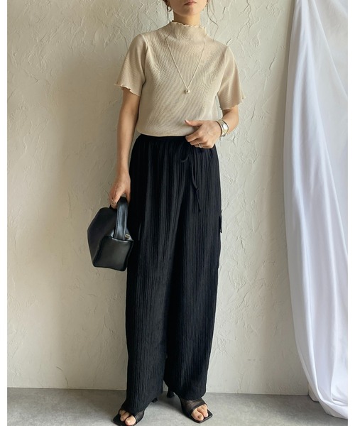 WILLFULLY ベージュ ワイドパンツ プリーツ入り ハイウエスト WILLFULLY ベージュ ワイドパンツ プリーツ入り ハイウエスト