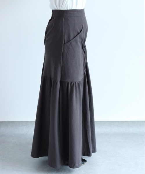 cepo（セポ）の「アシメトリーシャーリング チノスカート（スカート・レディース・チャコール/ベージュ・M）」の17枚目の写真