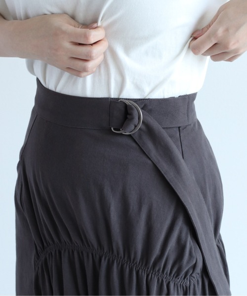 cepo（セポ）の「アシメトリーシャーリング チノスカート（スカート・レディース・チャコール/ベージュ・M）」の11枚目の写真