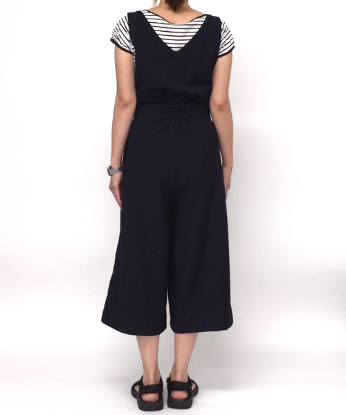 MILKFED.（ミルクフェド）の「GAUCHO SALOPETTE（つなぎ/オールインワン・レディース・アッシュ/ネイビー・ONE SIZE）」の4枚目の写真