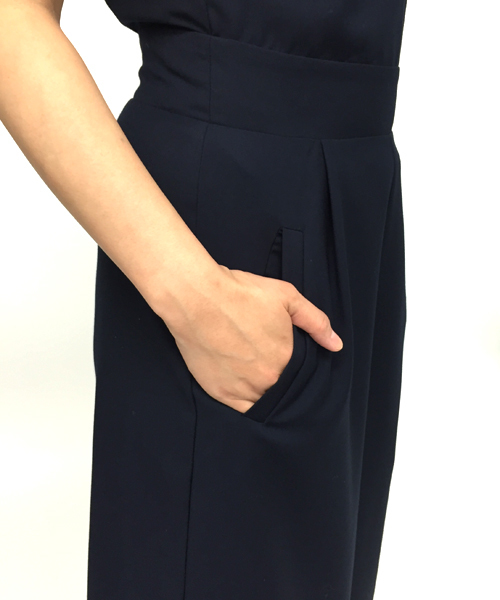 MILKFED.（ミルクフェド）の「GAUCHO SALOPETTE（つなぎ/オールインワン・レディース・アッシュ/ネイビー・ONE SIZE）」の5枚目の写真