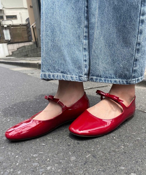 one after another NICE CLAUP（ワンアフターアナザーナイスクラップ）の「リボンストラップバレエシューズ（バレエシューズ・レディース・アイボリー/レッド/ブラック・SMALL/MEDIUM/LARGE）」の8枚目の写真