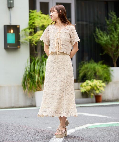MAJESTIC LEGON(マジェスティックレゴン)の「クロシェロングスカート(スカート・レディース・ブラック/イエロー/アイボリー・MEDIUM)」の19枚目の写真