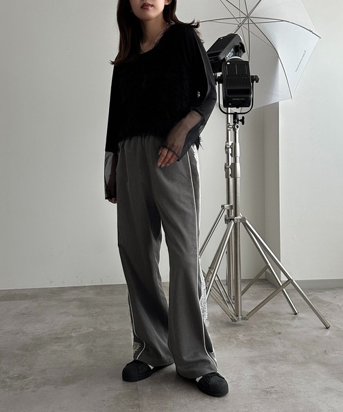 apres jour mignon(アプレジュールミニョン)の「シャギーノースリーブ【ZOZOTOWN限定アイテム】(タンクトップ・レディース・ブラック/グレイッシュベージュ/オフホワイト/ブルー・X-LARGE/フリー)」の20枚目の写真