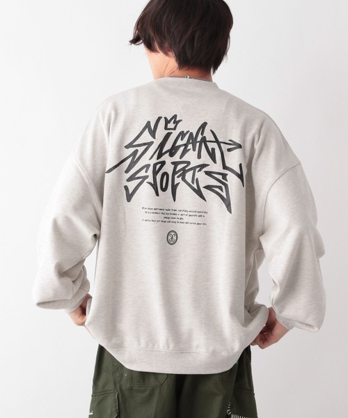 SIGNAL SPORTS(シグナルスポーツ)の「【SIGNAL SPORTS】タギンググラフィック/クルーネック裏毛スウェット(スウェット・メンズ・ブラック/ホワイト/グレー・SMALL/MEDIUM/LARGE)」の11枚目の写真