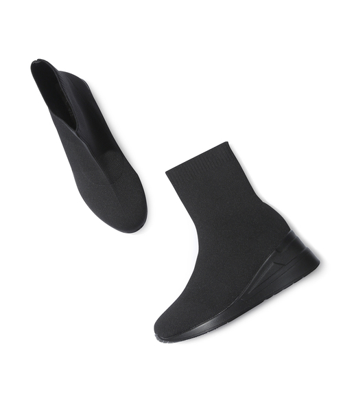 ROPE' PICNIC(ロペピクニック)の「ウェッジソールスニーカーブーツ(ブラック×ブラック)(ブーツ・レディース・ブラック・L/S/M)」の2枚目の写真