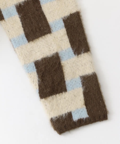 URBAN RESEARCH Sonny Label（アーバンリサーチサニーレーベル）の「モヘアタッチVネックカーディガン（カーディガン/ボレロ・メンズ・オフホワイト/イエロー系その他/グレー/グリーン系その他/ブラウン系その他・MEDIUM/LARGE）」の14枚目の写真