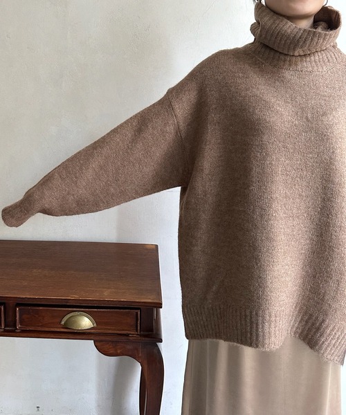 DouDou（ドゥドゥ）の「【WEB限定】 ハイネックワイドプルオーバー（ニット/セーター・レディース・レッド/キャメル/アイボリー/ブラック/ブルー・FREE）」の11枚目の写真