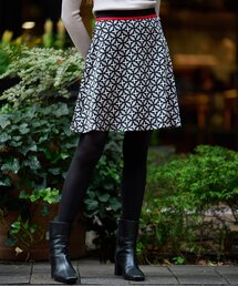 ◆【otonaMUSE12月号掲載】オーバーラップサークルサテンスカート