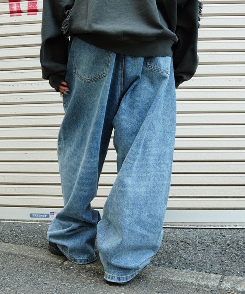 WHITELAND（ホワイトランド）の「WHITELAND/ホワイトランド/WIDE DENIM/ワイドデニムパンツ（デニムパンツ・レディース・その他4・XS）」の2枚目の写真