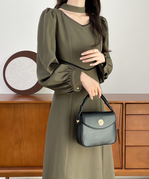 ABITOKYO（アビトーキョー）の「ピコレースパイピングカットアウト長袖