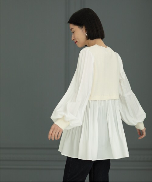 OPAQUE.CLIP（オペークドットクリップ）の「◆プリーツドッキングチュニックニット【洗濯機洗い可】（ニット/セーター・レディース・ホワイト/ブラック/ライトブルー・38/40/42）」の11枚目の写真