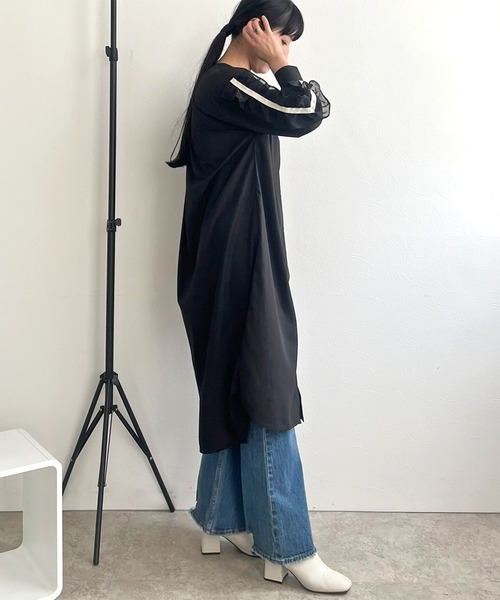LHELBIE(レルビエ)の「フリルスリーブシャツワンピ(シャツワンピース・レディース・オフホワイト/ブラック・M)」の5枚目の写真