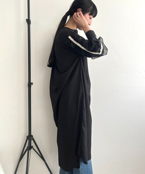 LHELBIE(レルビエ)の「フリルスリーブシャツワンピ(シャツワンピース・レディース・オフホワイト/ブラック・M)」の10枚目の写真