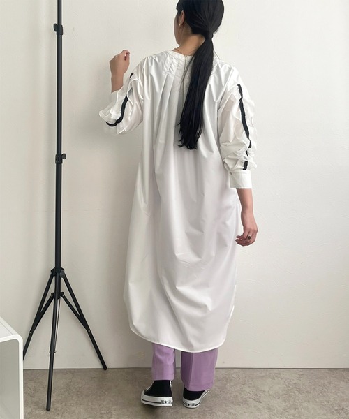 LHELBIE(レルビエ)の「フリルスリーブシャツワンピ(シャツワンピース・レディース・オフホワイト/ブラック・M)」の17枚目の写真
