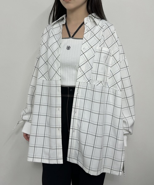 NICOLE CLUB（ニコル　クラブ）の「袖リブチェックオーバーシャツ（シャツ/ブラウス・レディース・チャコールグレー/ブラック/オフホワイト・MEDIUM）」の2枚目の写真