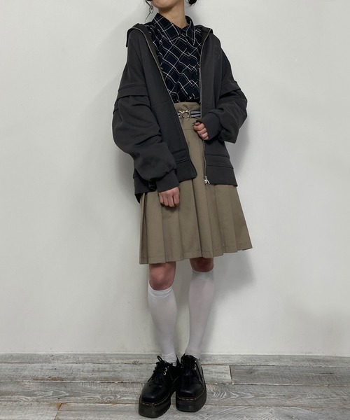 NICOLE CLUB（ニコル　クラブ）の「袖リブチェックオーバーシャツ（シャツ/ブラウス・レディース・チャコールグレー/ブラック/オフホワイト・MEDIUM）」の16枚目の写真