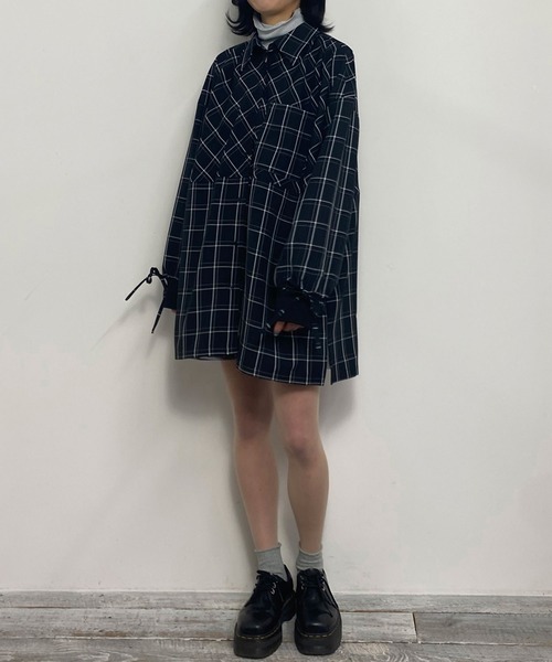 NICOLE CLUB（ニコル　クラブ）の「袖リブチェックオーバーシャツ（シャツ/ブラウス・レディース・チャコールグレー/ブラック/オフホワイト・MEDIUM）」の20枚目の写真