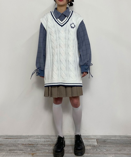 NICOLE CLUB（ニコル　クラブ）の「袖リブチェックオーバーシャツ（シャツ/ブラウス・レディース・チャコールグレー/ブラック/オフホワイト・MEDIUM）」の22枚目の写真