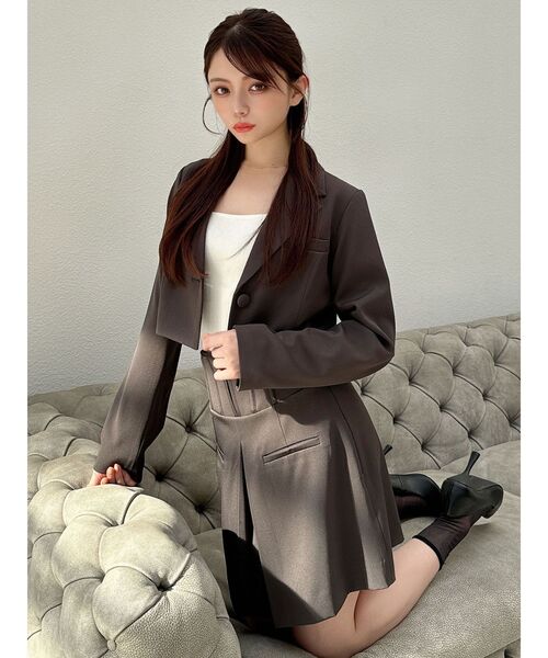 RESEXXY（リゼクシー）の「ナローラペルクロップドジャケット【セットアップ着用可能】（テーラードジャケット・レディース・アイボリー/チャコールグレー/ミント・FREE）」の6枚目の写真