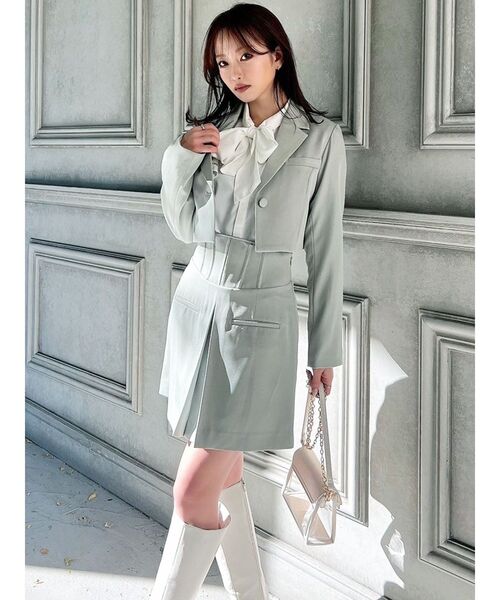 RESEXXY（リゼクシー）の「ナローラペルクロップドジャケット【セットアップ着用可能】（テーラードジャケット・レディース・アイボリー/チャコールグレー/ミント・FREE）」の16枚目の写真