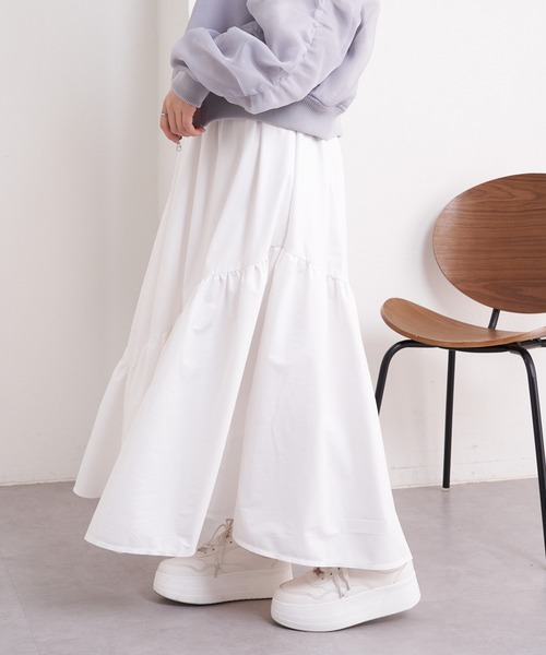 Chico（チコ）の「【2024SS】キラキラフレアボリュームスカート（スカート・レディース・シルバー/ブラック/ホワイト・FREE）」の7枚目の写真