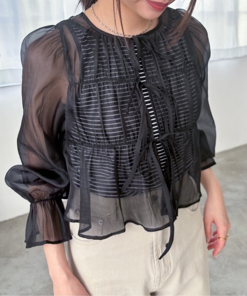 EPIMI E'PIMMY（エピミエピミー）の「2WAYオーガンシアーシャーリングブラウス（シャツ/ブラウス・レディース・ブラック/ピンクベージュ/オフホワイト/ブルー・MEDIUM）」の10枚目の写真