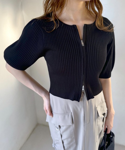 mysty woman（ミスティウーマン）の「ジップリブニットプルオーバー　110468（ニット/セーター・レディース・オフホワイト/ブラック/ホワイト系その他/ライトカーキ・FREE）」の14枚目の写真