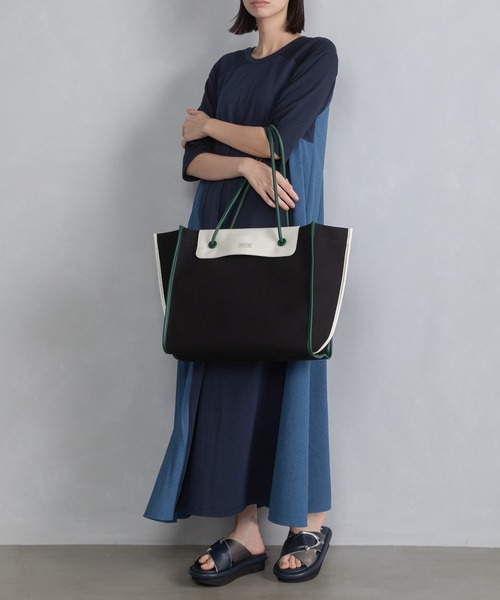 MARECHAL TERRE（マルシャルテル）の「キャンバス トートバッグ（ショルダーバッグ・レディース・ブルー/アイボリー/ブラック/ベージュ・MEDIUM）」の15枚目の写真