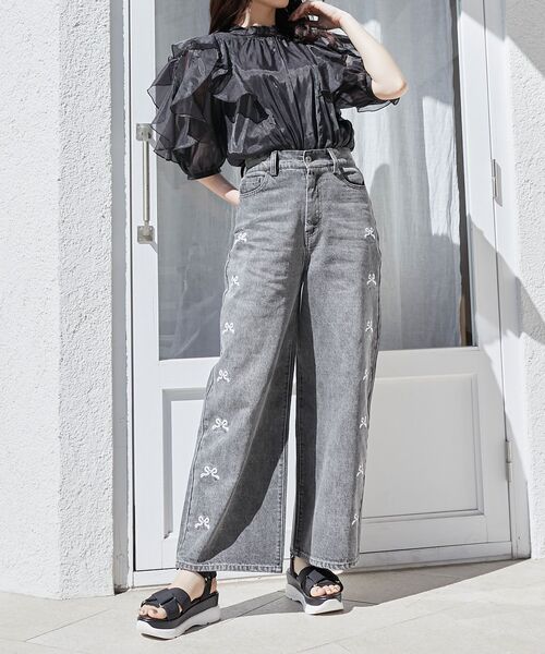 MAJESTIC LEGON（マジェスティックレゴン）の「クロスボリュームスポサン（サンダル・レディース・ベージュ/ブラック/オフホワイト・MEDIUM/LARGE）」の18枚目の写真