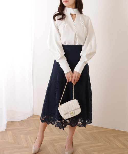 Lace Ladies(レースレディース)の「Vネック風 カットアウト ピンタック ディープカフス ブラウス(シャツ/ブラウス・レディース・ホワイト/ネイビー/ブラック/アイボリー・S/FREE)」の21枚目の写真